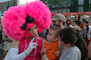 Eloy Meets the Drag Queen